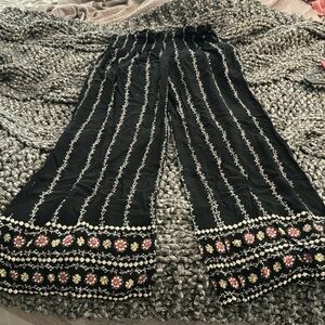 Three dots gauze flowy pants